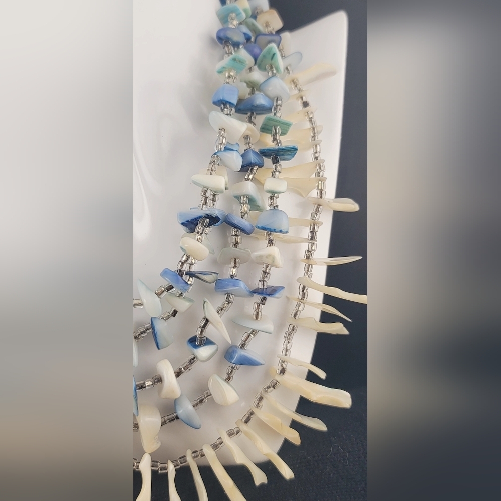 Vintage Japan Sea Shell Glass Bead Multi-Strand Bib Necklace Blue White - Picture 5 of 12